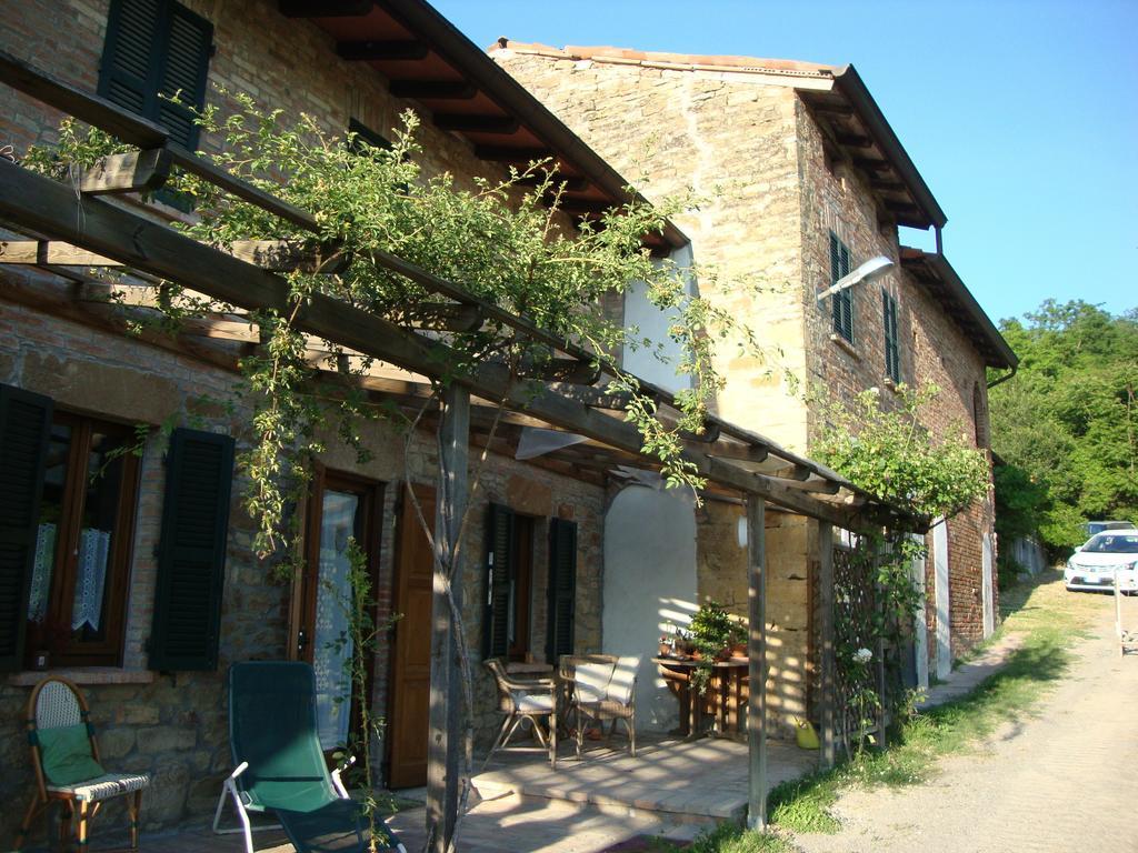 Casa Dell' Abbondanza B&B Agriturismo Vigoleno Екстер'єр фото